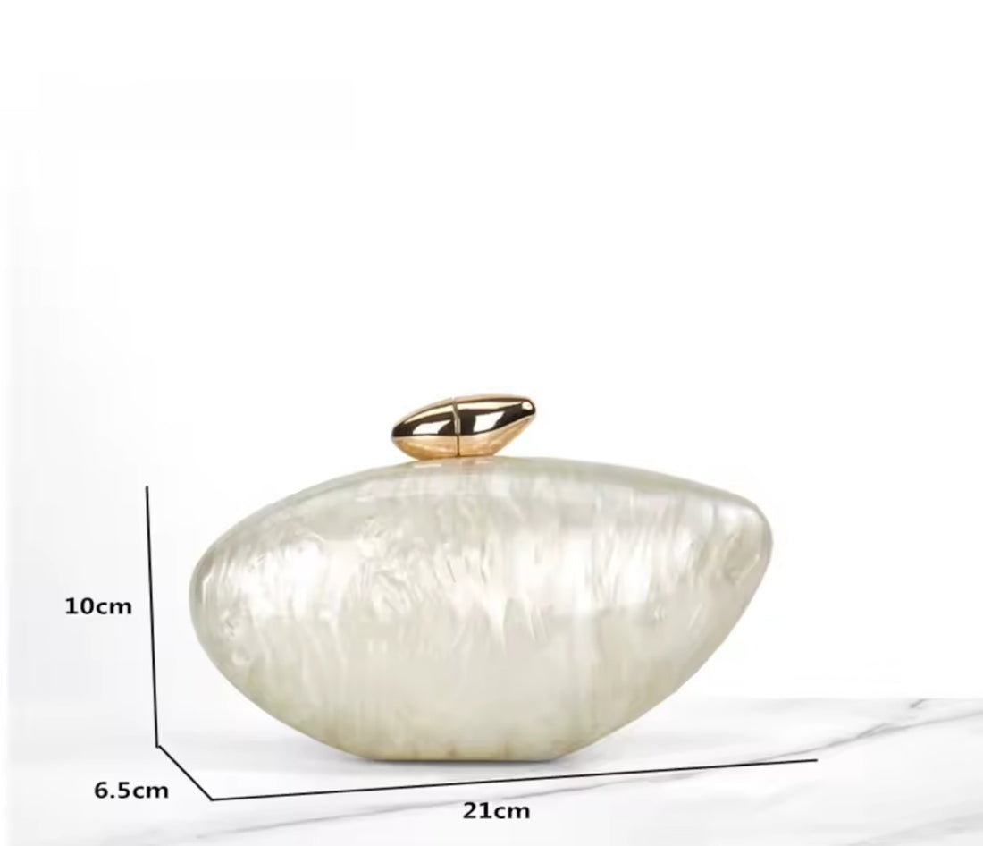 ALYA Perlen Clutch